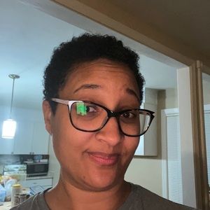 Meet your Posher, Kara